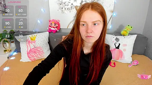 Evarey  online show from 12-18-25, 06:29