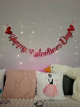 Evarey  online show from 02-05-26, 05:14