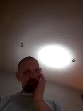 Snapshot of Remello1 chatting on 02-27-26, 06:41 Remello1 online show from 02-27-26, 06:41