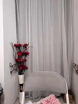 nini10052025 online show from 11-01-25, 07:30