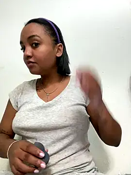 bbyalexxxa online show from 11-10-25, 01:05