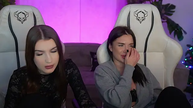 Jane Love054 online show from 12-17-25, 03:28