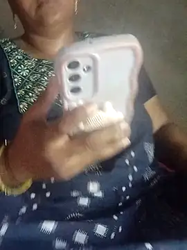 Snapshot of jwala-telugu9 chatting on 06-10-26, 02:02 jwala-telugu9 online show from 06-10-26, 02:02