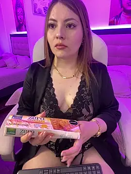 kattee adams online show from 10-14-25, 01:12