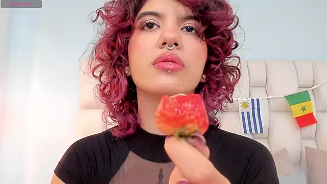 Snapshot of eva_caos chatting on 06-26-26, 04:40 eva caos online show from 06-26-26, 04:40