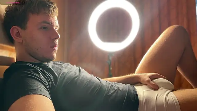 Snapshot of mynameischris chatting on 03-03-26, 01:29 mynameischris online show from 03-03-26, 01:29