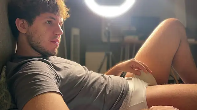 Snapshot of mynameischris chatting on 11-09-25, 04:22 mynameischris online show from 11-09-25, 04:22