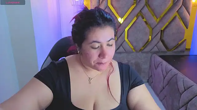 Addyy 02 online show from 12-04-25, 02:32