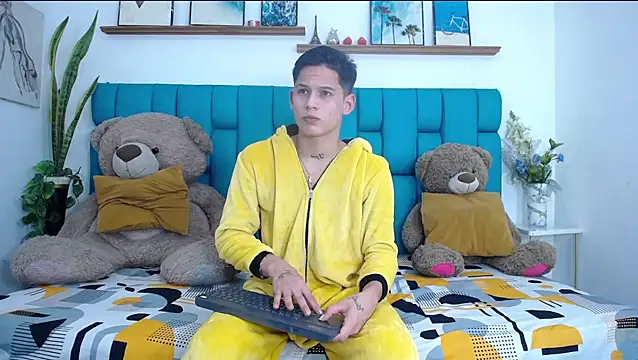 Brian hot online show from 03-07-26, 11:27