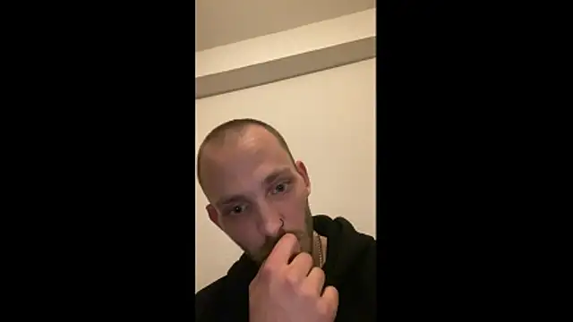 MolleDolle online show from 04-19-26, 08:22