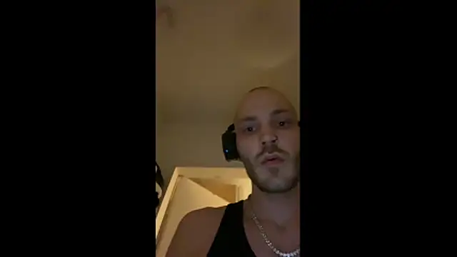 MolleDolle online show from 04-02-26, 04:46