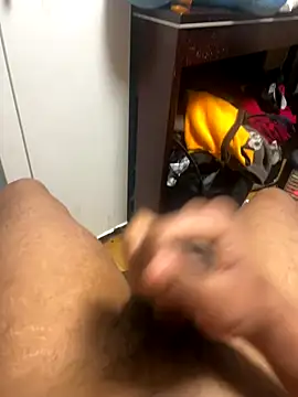 Snapshot of dilscar chatting on 01-08-26, 11:05 dilscar online show from 01-08-26, 11:05