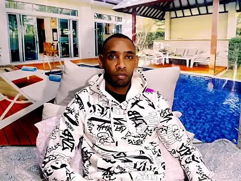 Snapshot of IndianMagicMike chatting on 11-25-25, 03:29 IndianMagicMike online show from 11-25-25, 03:29