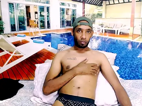 Snapshot of IndianMagicMike chatting on 11-18-25, 05:27 IndianMagicMike online show from 11-18-25, 05:27