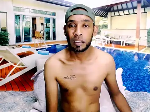 Snapshot of IndianMagicMike chatting on 11-12-25, 05:17 IndianMagicMike online show from 11-12-25, 05:17