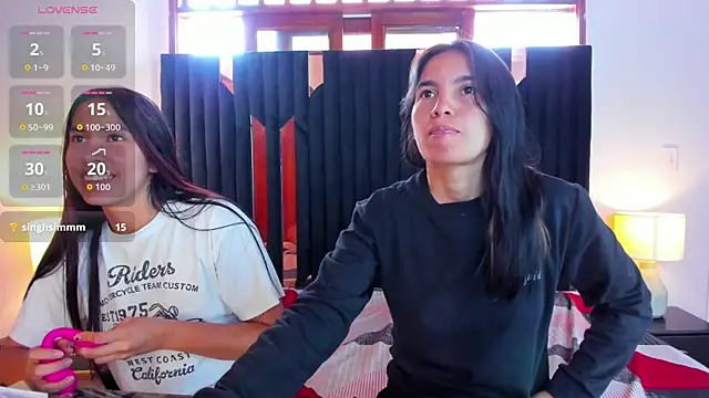 Sofy and Mia online show from 11-05-25, 12:30