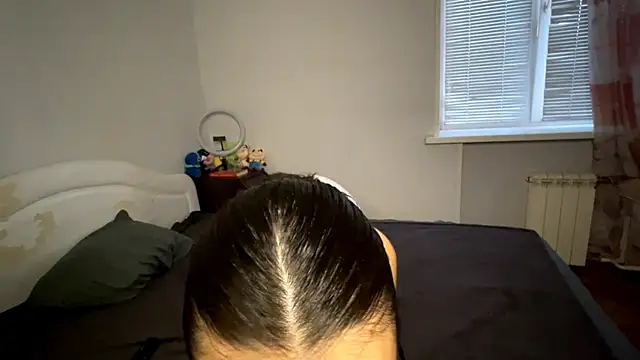 KamilahArcilla online show from 10-20-25, 11:00