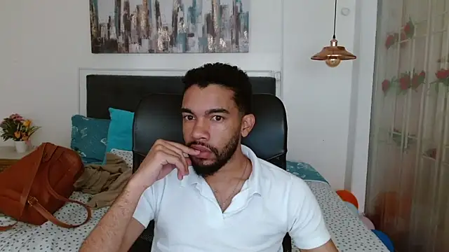 andresnoir  online show from 01-12-26, 02:57