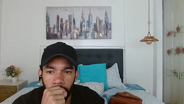 andresnoir  online show from 12-19-25, 01:57