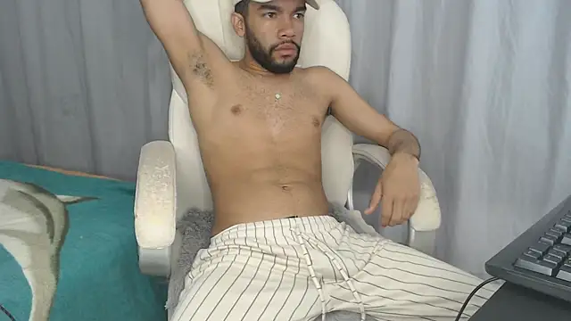 andresnoir  online show from 10-17-25, 02:30