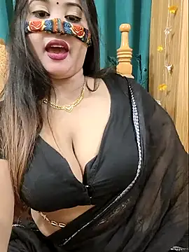 Snapshot of Beauty_Queen_Soniya chatting on 04-29-26, 02:21 Beauty Queen Soniya online show from 04-29-26, 02:21