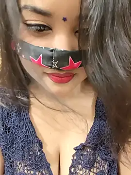 Beauty Queen Soniya online show from 03-24-26, 01:05