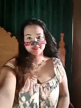 Snapshot of Beauty_Queen_Soniya chatting on 05-24-26, 02:33 Beauty Queen Soniya online show from 05-24-26, 02:33