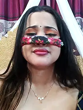 Beauty Queen Soniya online show from 02-17-26, 01:08