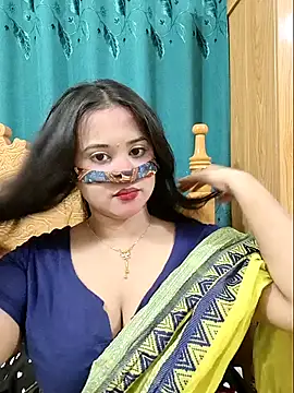 Snapshot of Beauty_Queen_Soniya chatting on 05-07-26, 08:01 Beauty Queen Soniya online show from 05-07-26, 08:01