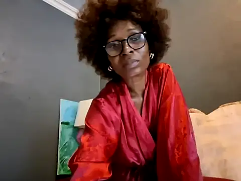 Snapshot of NaughtyCouga chatting on 02-15-26, 04:57 NaughtyCouga online show from 02-15-26, 04:57