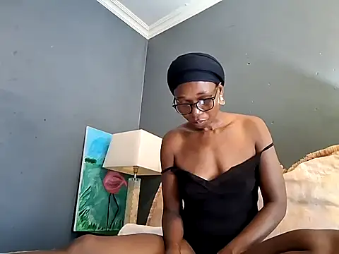 Snapshot of NaughtyCouga chatting on 02-17-26, 05:49 NaughtyCouga online show from 02-17-26, 05:49