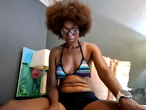 Snapshot of NaughtyCouga chatting on 02-20-26, 04:53 NaughtyCouga online show from 02-20-26, 04:53