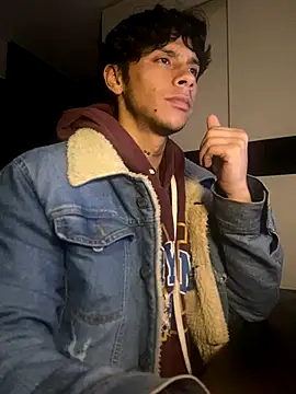 ErosDominant online show from 11-18-25, 02:27