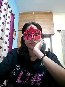 Ishaa Sharmaa online show from 11-04-25, 02:21