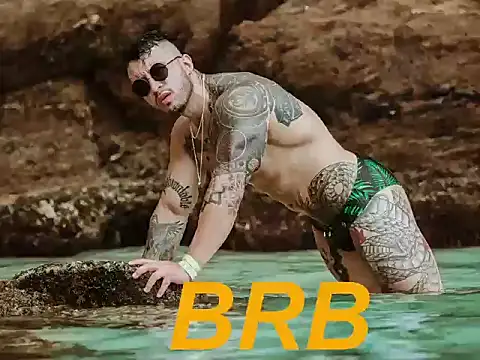 Dave-Max01 online show from 11-17-25, 02:43