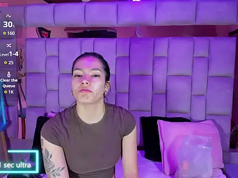 Gisell Squirt  online show from 12-18-25, 12:20