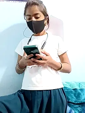 Payal G online show from 11-15-25, 04:11