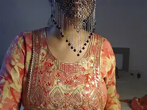 Snapshot of Punjabi_Bhabhi_ chatting on 10-12-25, 03:57 Punjabi Bhabhi online show from 10-12-25, 03:57