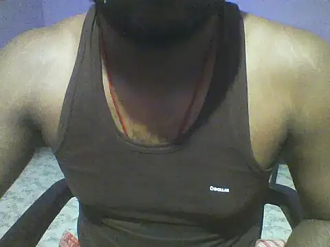 Snapshot of Y0ur_Slave chatting on 11-06-25, 11:14 Y0ur Slave online show from 11-06-25, 11:14