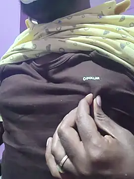 Snapshot of Y0ur_Slave chatting on 01-09-26, 06:04 Y0ur Slave online show from 01-09-26, 06:04