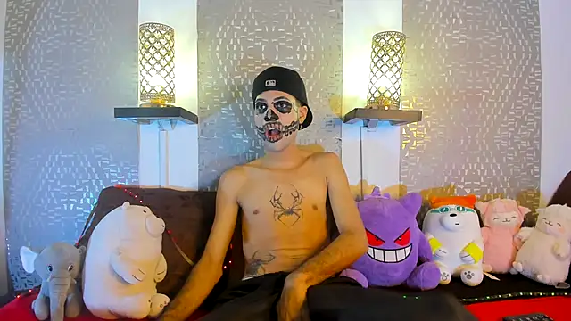 JacobBlackwell  online show from 10-23-25, 08:18