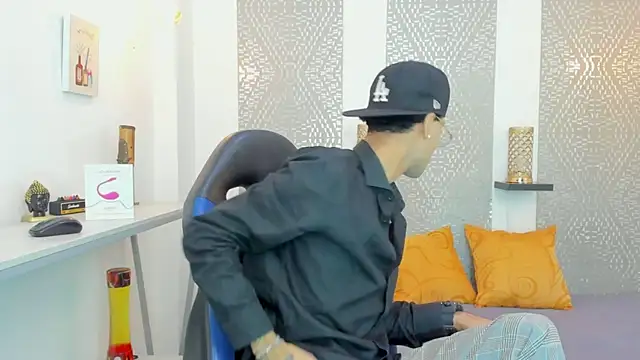 JacobBlackwell  online show from 01-07-26, 07:30