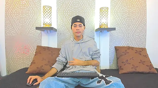 Snapshot of JacobBlackwell_ chatting on 10-18-25, 08:00 JacobBlackwell online show from 10-18-25, 08:00