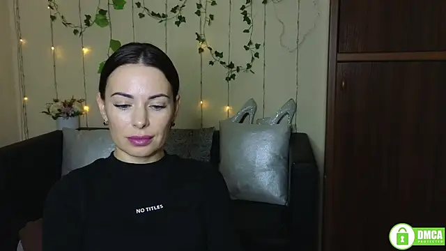 Snapshot of Rita_lovvylyou chatting on 10-22-25, 11:31 Rita lovvylyou online show from 10-22-25, 11:31