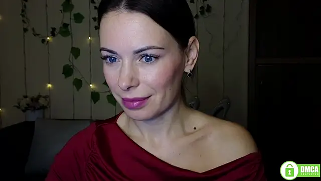 Snapshot of Rita_lovvylyou chatting on 10-23-25, 05:28 Rita lovvylyou online show from 10-23-25, 05:28