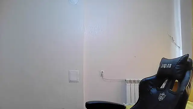 Snapshot of mastermute chatting on 06-03-26, 07:53 mastermute online show from 06-03-26, 07:53