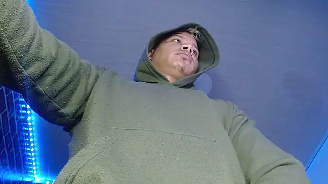 jordan bigcock  online show from 07-13-26, 03:44