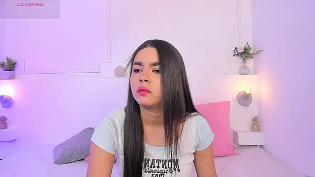 TianaGlow44 online show from 02-13-26, 11:32