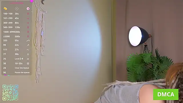 JohnetteConstine online show from 10-15-25, 04:22