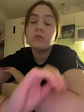 Charming hamster  online show from 01-08-26, 05:52